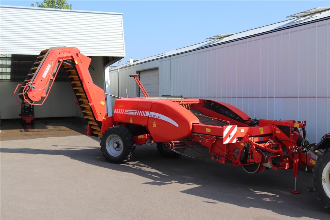 Grimme GZ1700 DL 1 прицепной картофелеуборочный комбайн