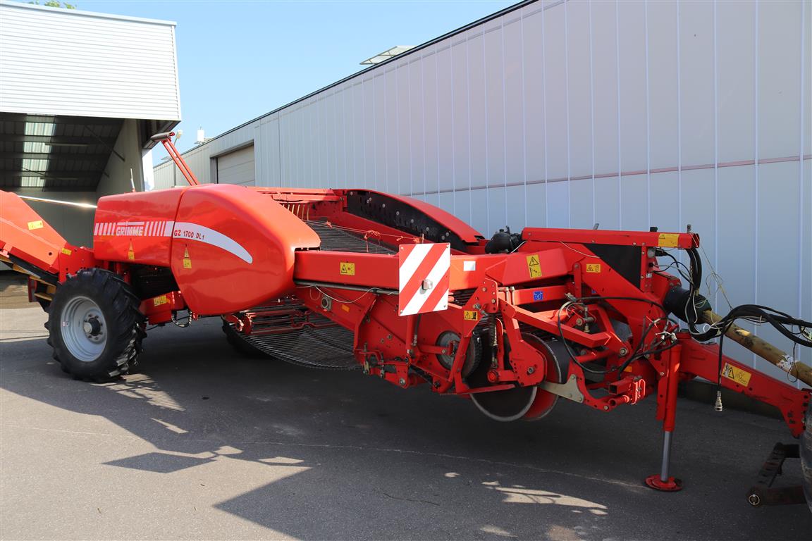 Grimme GZ1700 DL 1 прицепной картофелеуборочный комбайн