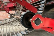 Grimme GT 170 MS harvesting machine for potatoes and onions