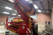 Grimme GT 170 MS harvesting machine for potatoes and onions