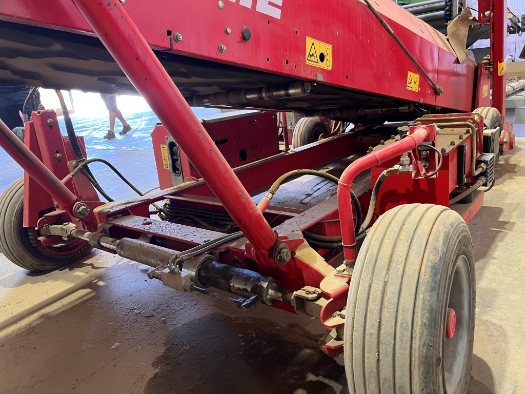 ���������� ��������� Grimme SL125 ��� �������� ��������� � ����