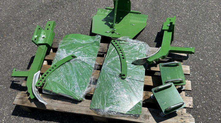 Guiding plates for ridges(attachment for foil layer)