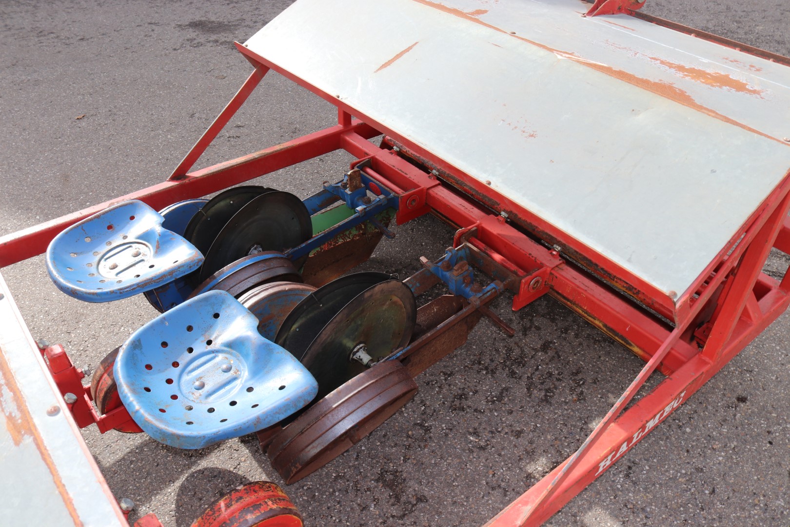 Halmec / Accord 4 row planting machine