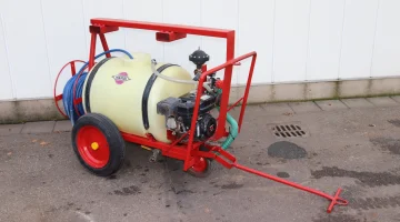 Vagon de pulverizare Hardi de 200 litri cu furtun