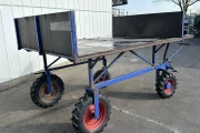 Harvesting trolley with Honda engine