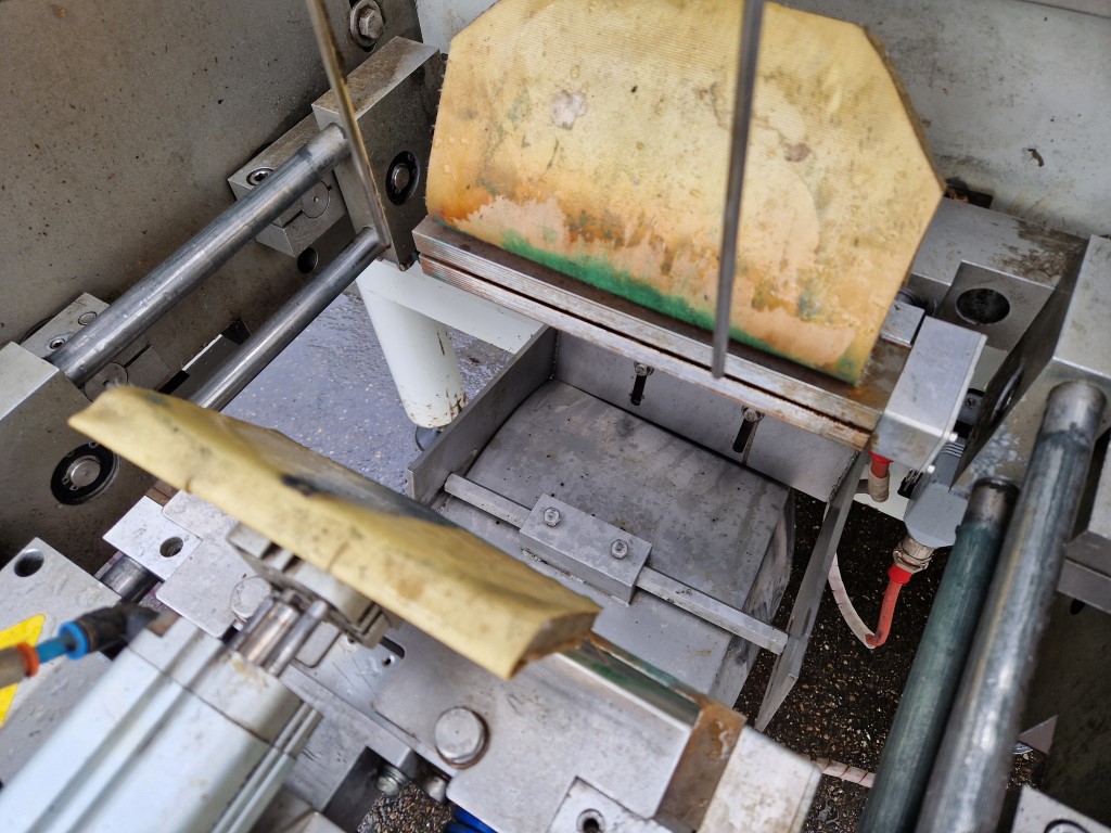 Hastamat Multihead ������� ������� � ������������ ����������� ������� Flowpack � �����������
