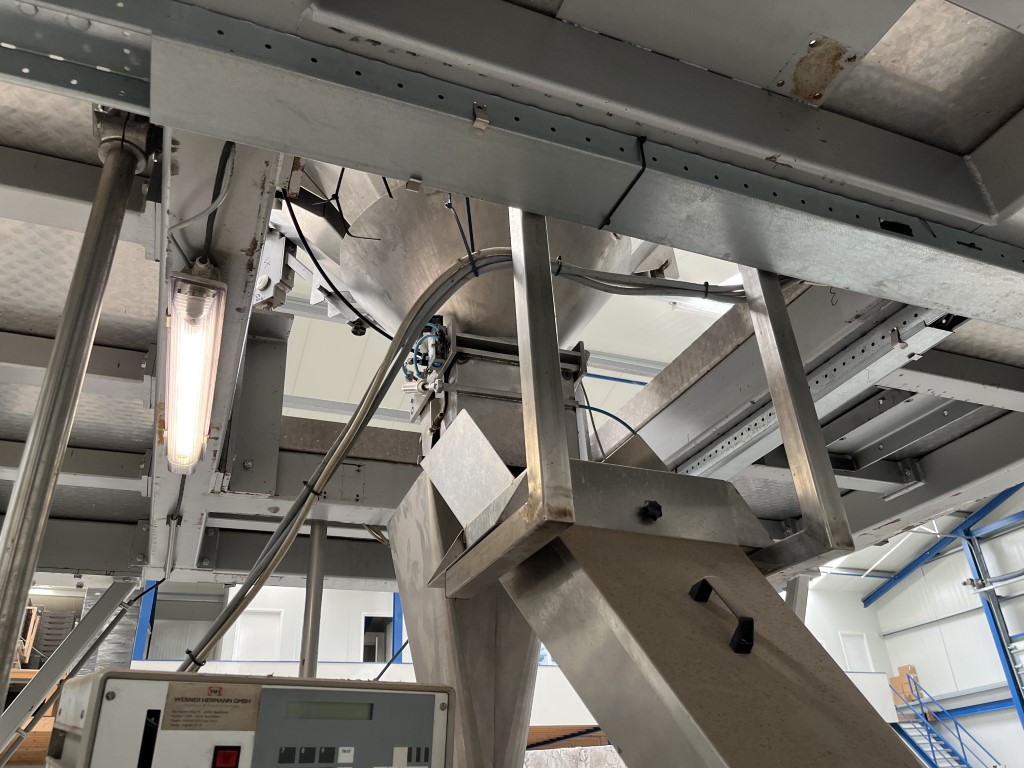 Hastamat Multihead ������� ������� � ������������ ����������� ������� Flowpack � �����������