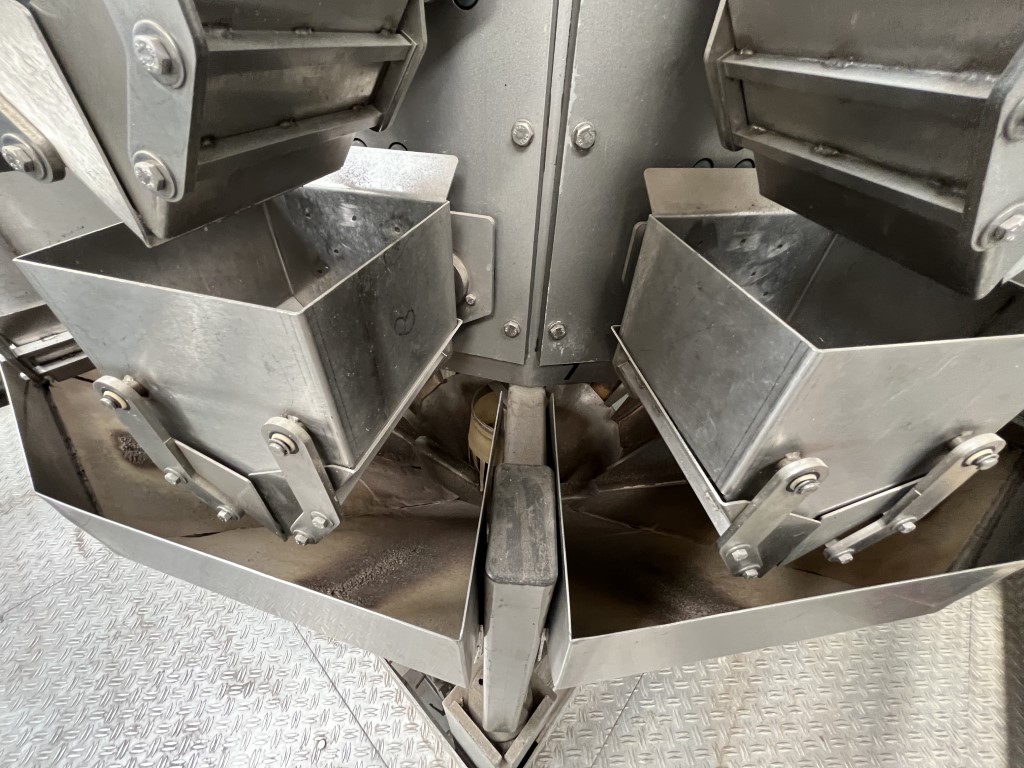 Hastamat Multihead ������� ������� � ������������ ����������� ������� Flowpack � �����������