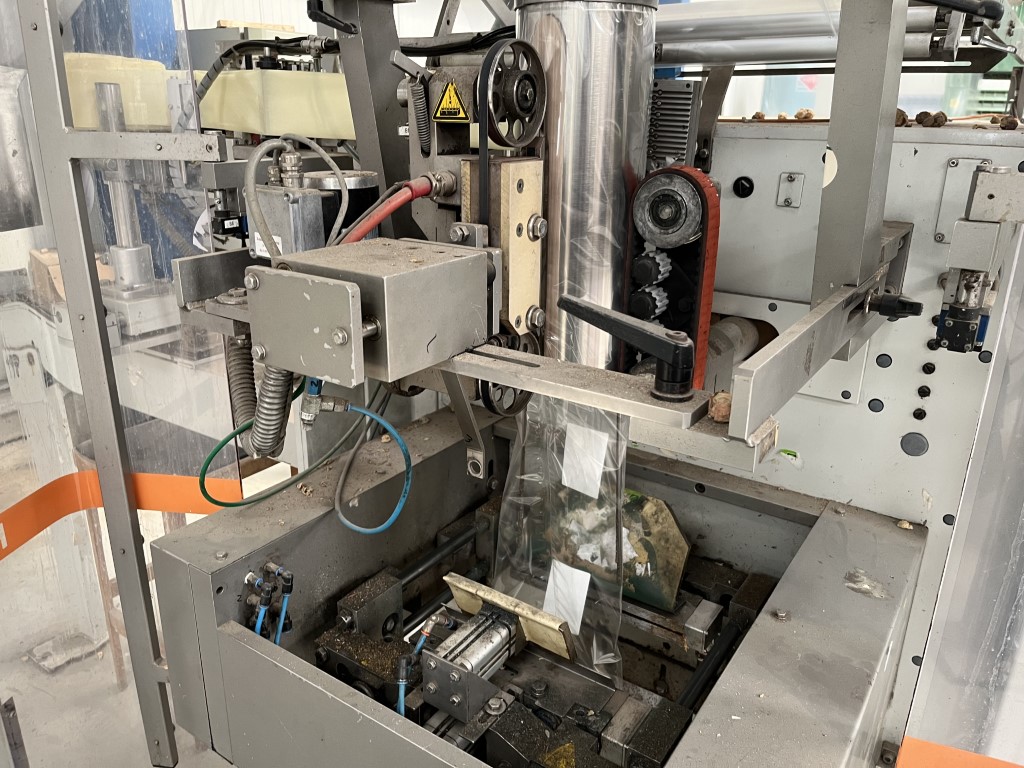 Hastamat Multihead ������� ������� � ������������ ����������� ������� Flowpack � �����������