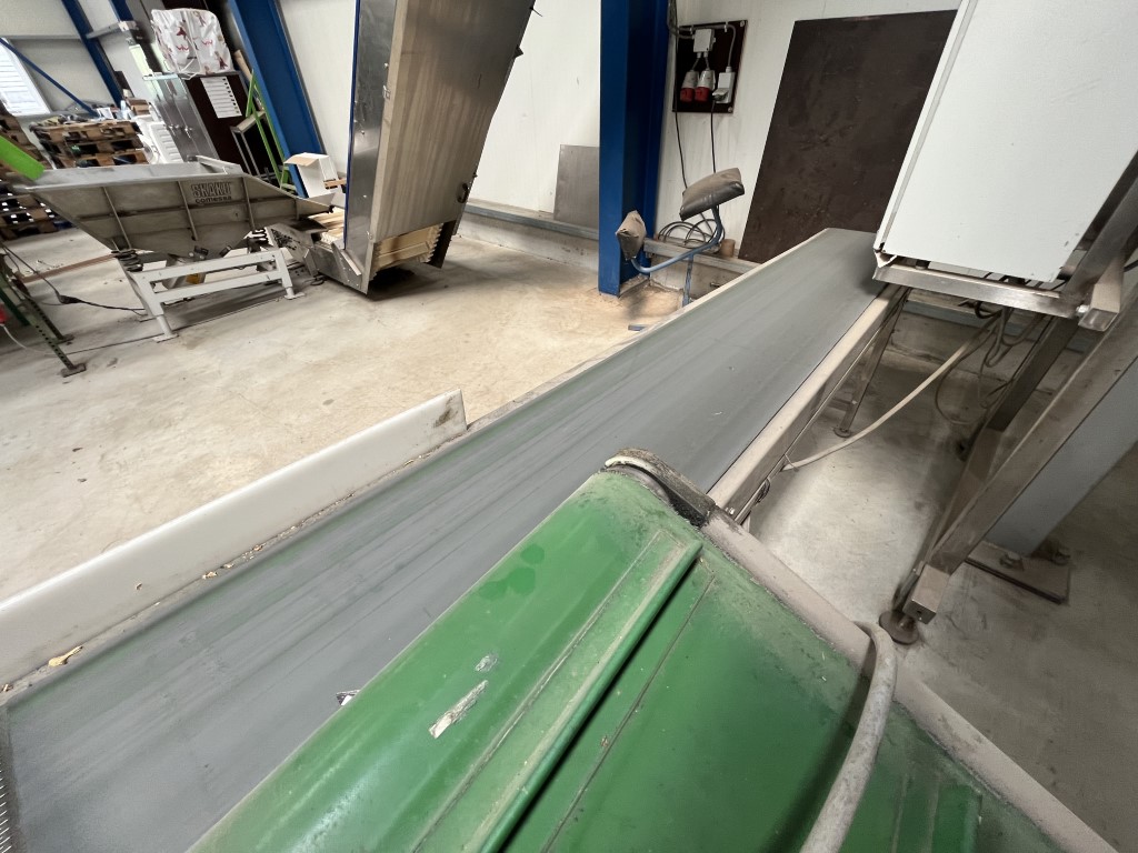 Hastamat Multihead ������� ������� � ������������ ����������� ������� Flowpack � �����������