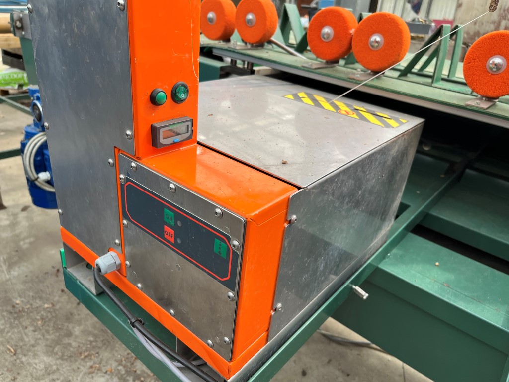 �������������� ������ Potveer/Havatec Quality Buncher