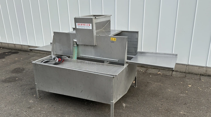 Hermeler prewasher for asparagus