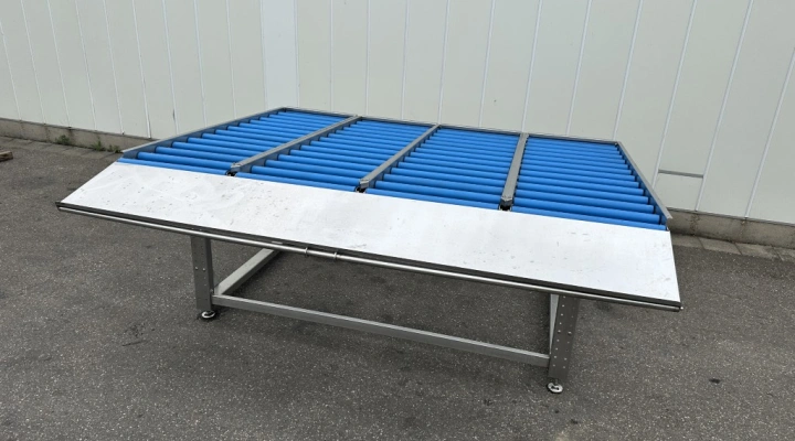 Het Packhuys production and packaging line 4 roller conveyors of 200 cm x 62 cm