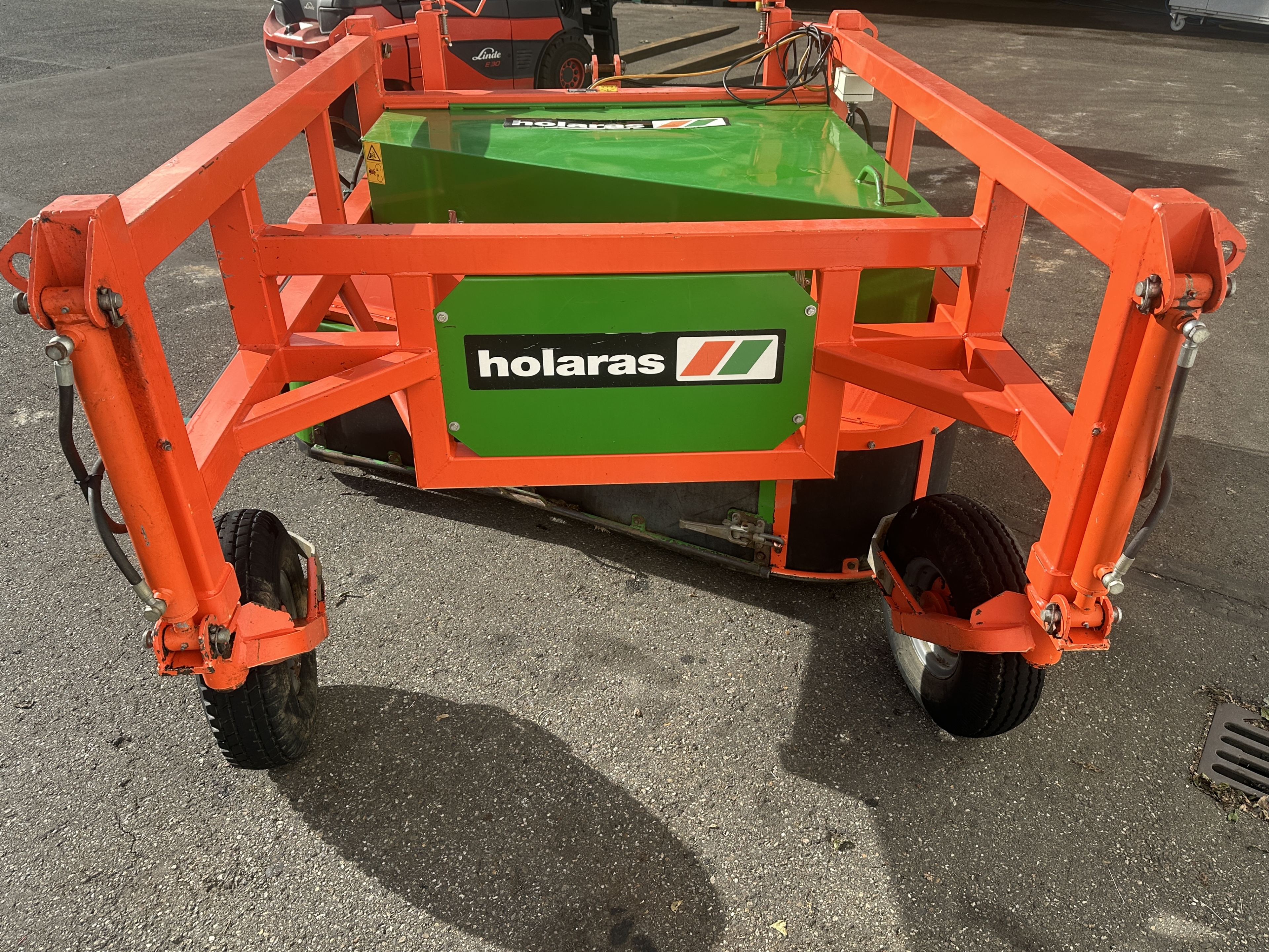 Holaras UM150-4H �������������� ��� ���� � �������������� ��������� �������