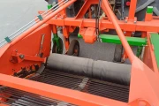 Holaras UR-135-HZ-SR onion harvester