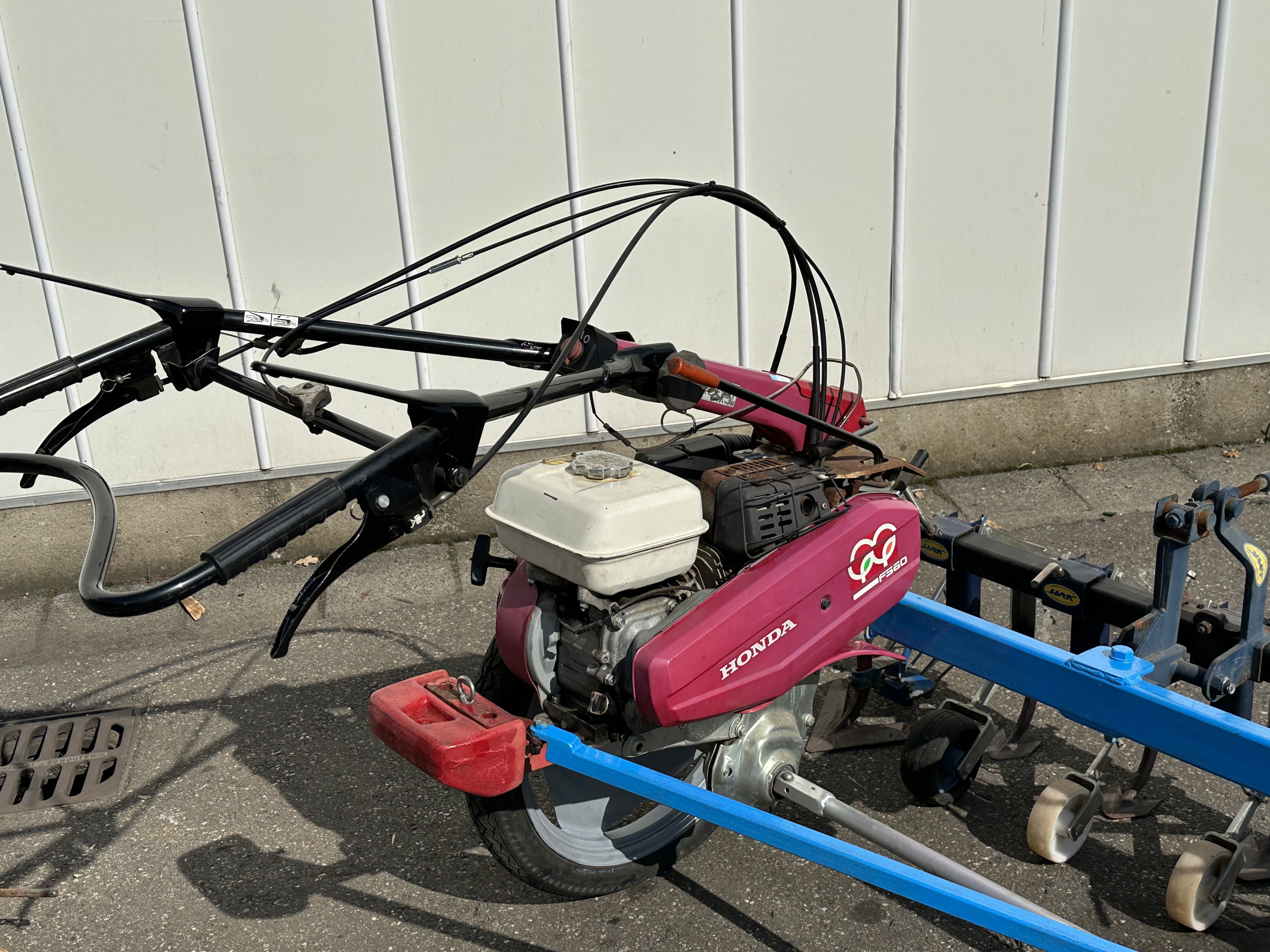 Honda F560 � ������� Hak Hoeing