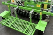 Hortech Due automatica 194 4-row mulch foil planting machine for soil blocks