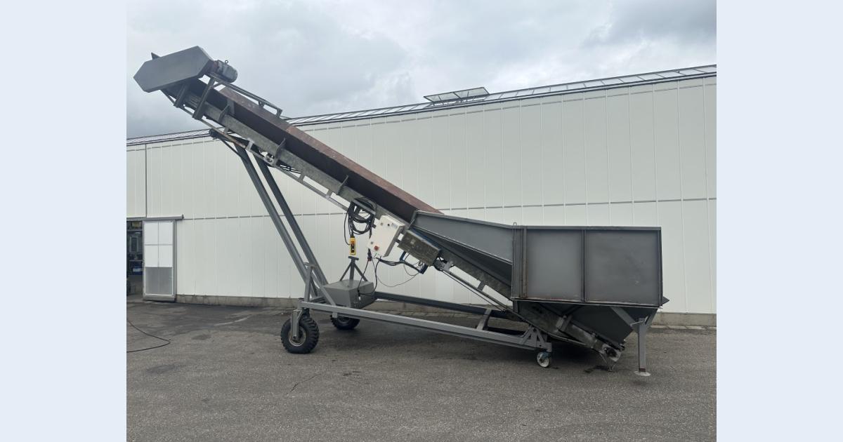 Hoving dosing hopper 825 x 140 cm height adjustable • Duijndam Machines