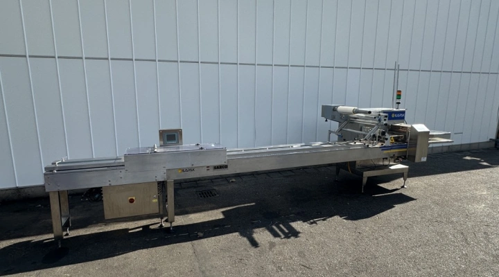 Ilapak Smart flow pack machine for trays with inliner