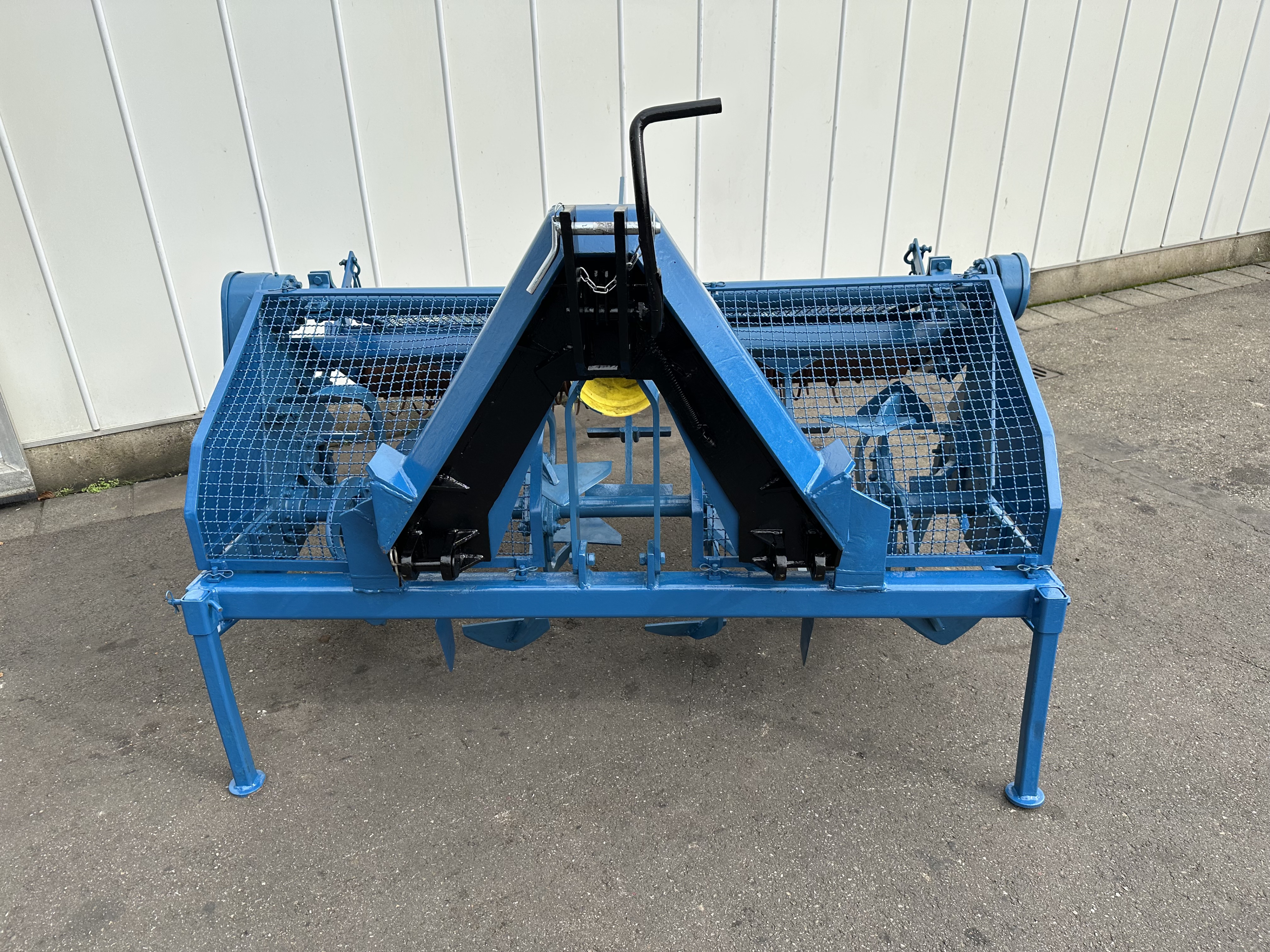 ����� �������������� 180 ��