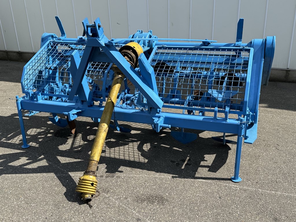 ����� �������������� 210 �� � ��������