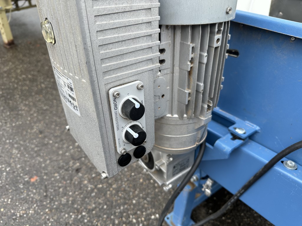 InnoKAT BM 600-10 Щеточная очистительная машина с регулируемой скоростью