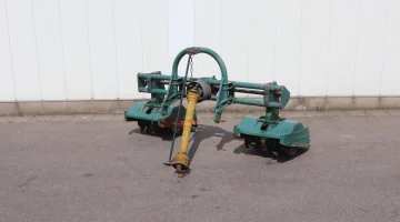 Maschio interrow cultivator with 2 elements