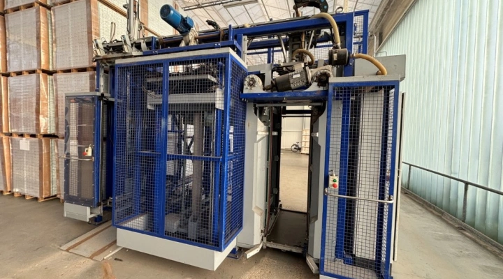 Iso Alfa 500 machine to build up Danish trolleys