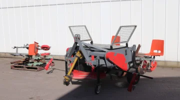 Jacobs slot maker / planting machine