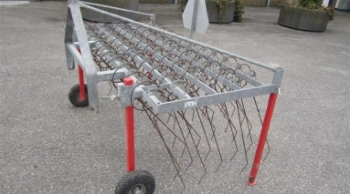 Jacobs tine weeder image 1