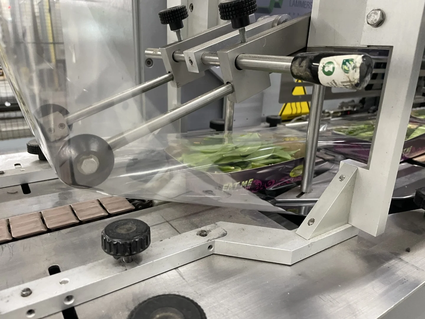 Newtec PCS2009 Weighing line for products in trays with flow pack ...