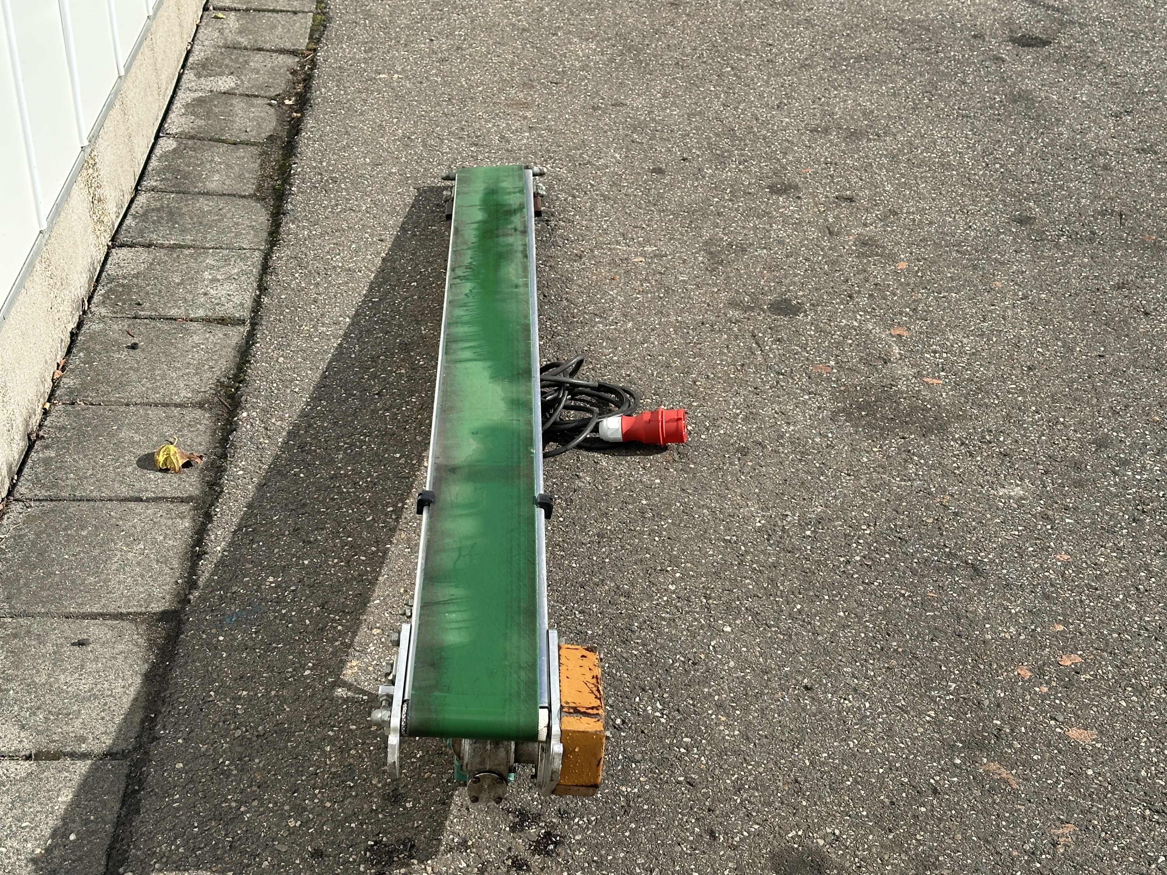 Javo �������� 205 � 15 ��
