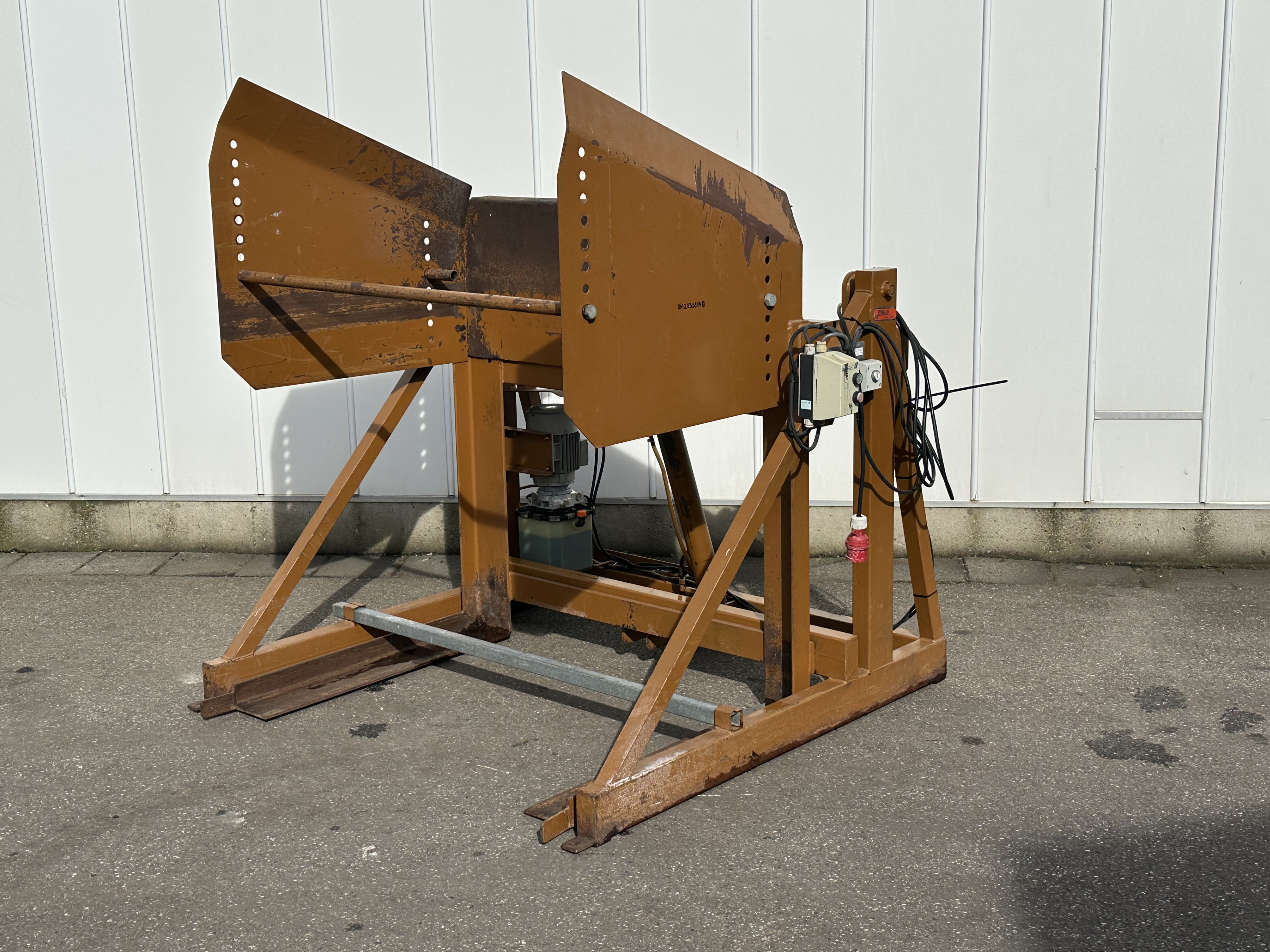 Опрокидыватель ящиков Javo 120 см