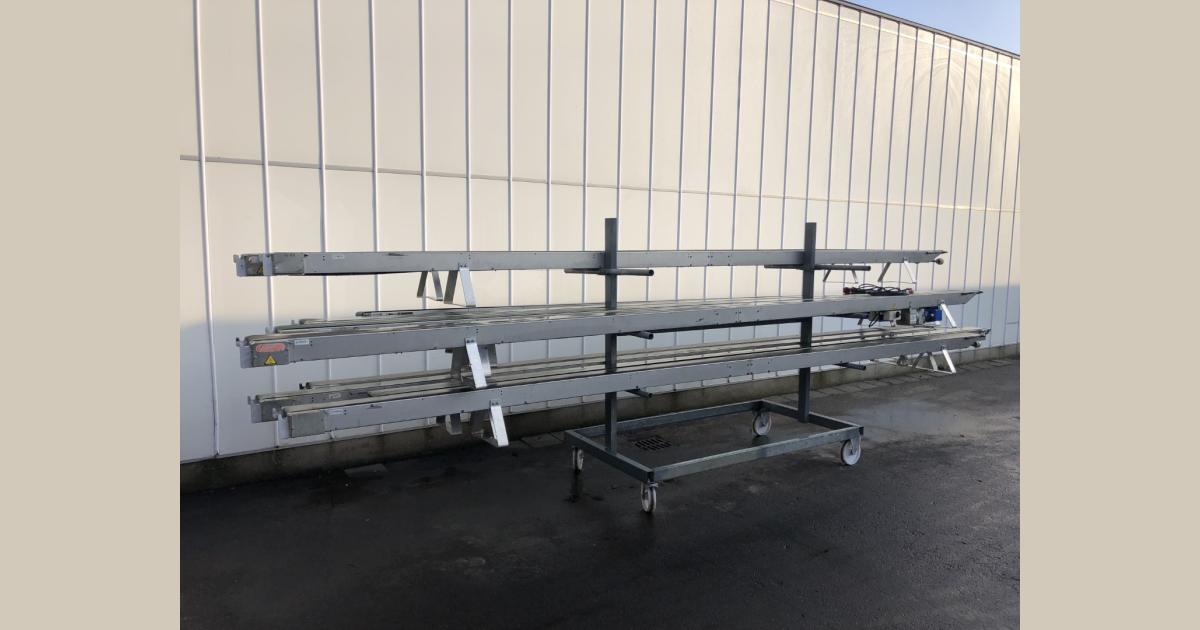 Javo conveyor system for potplants • Duijndam Machines