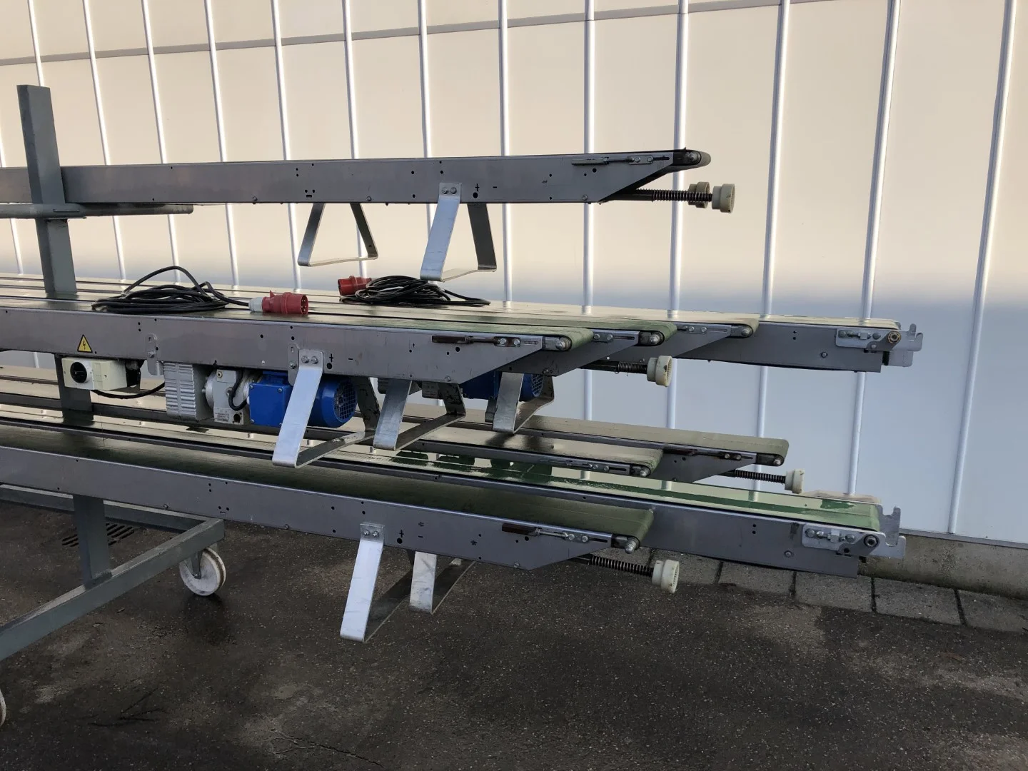 Javo conveyor system for potplants • Duijndam Machines