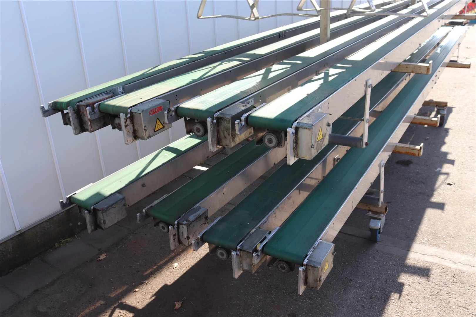 Javo conveyor system for potplants • Duijndam Machines