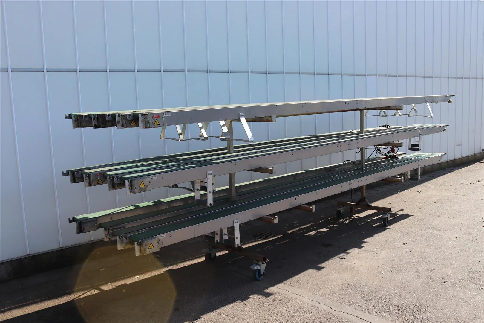Javo conveyor system for potplants • Duijndam Machines