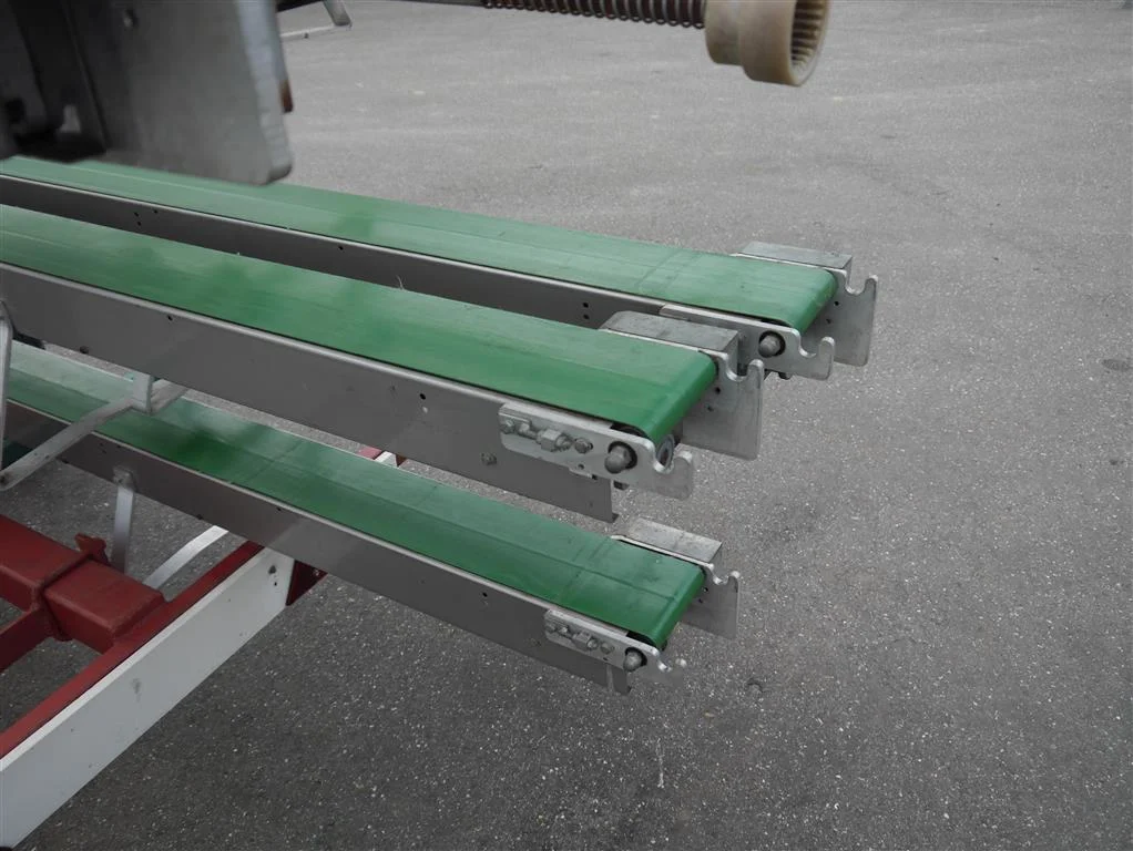 Javo conveyors for potplants 15 cm • Duijndam Machines