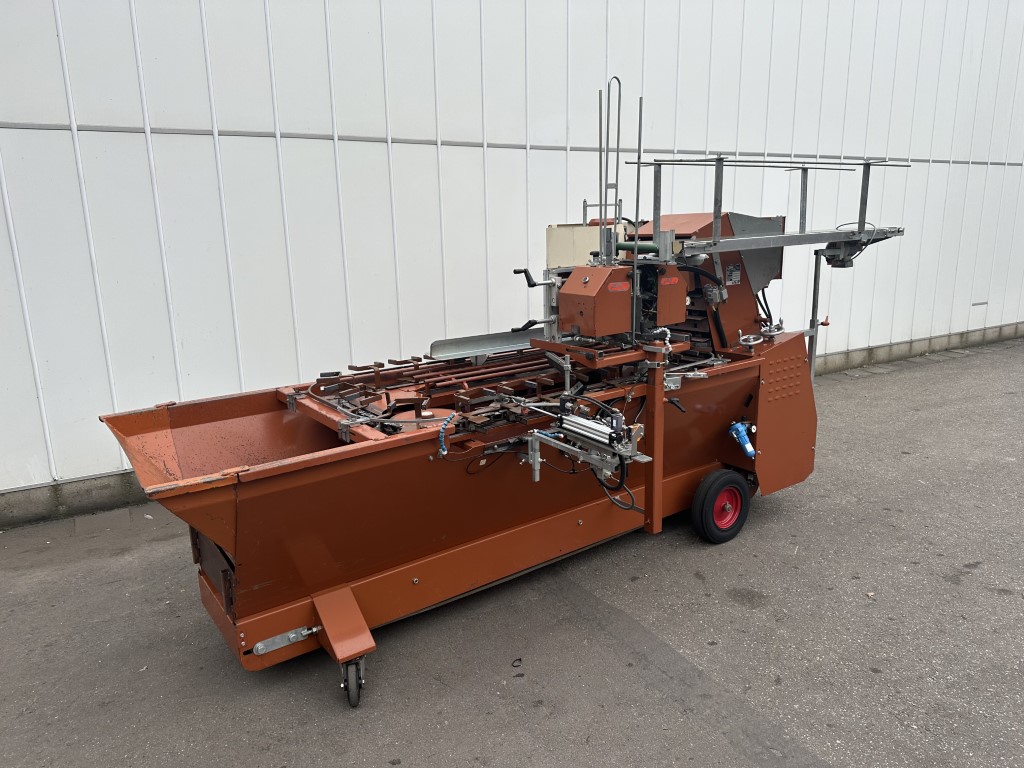 Javo Standaard potting machine with double pneumatic pot dispenser and discharger