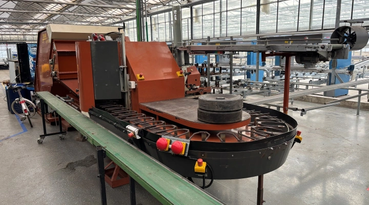 Javo Super Mega potting machine