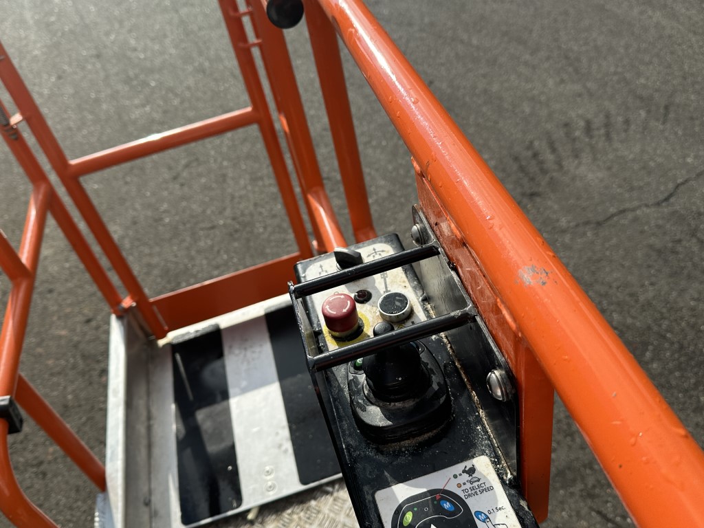 JLG Nano SP ��������� �������� ���������