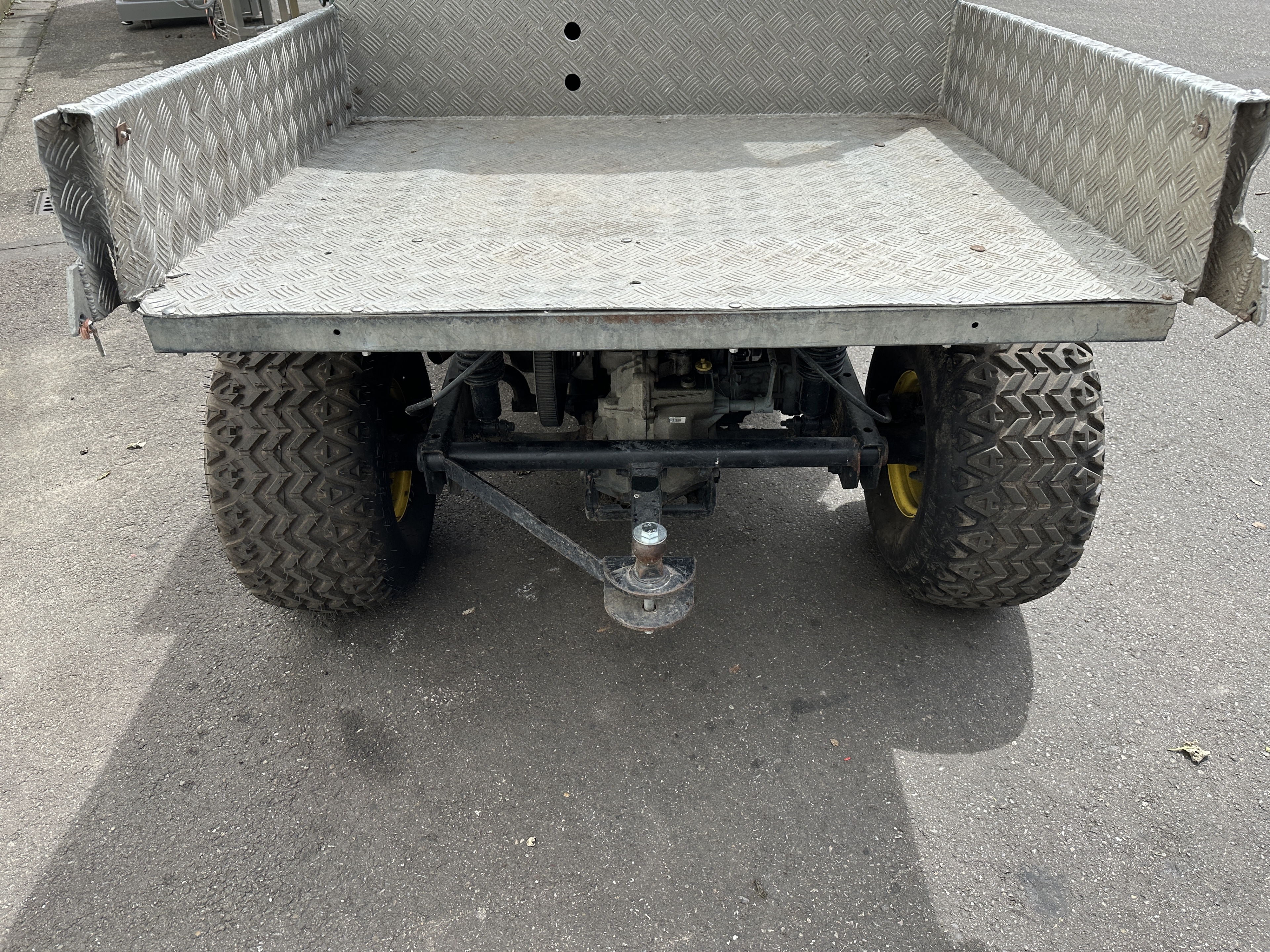John Deere HPX Gator ������������������� � ���������������������� �����������