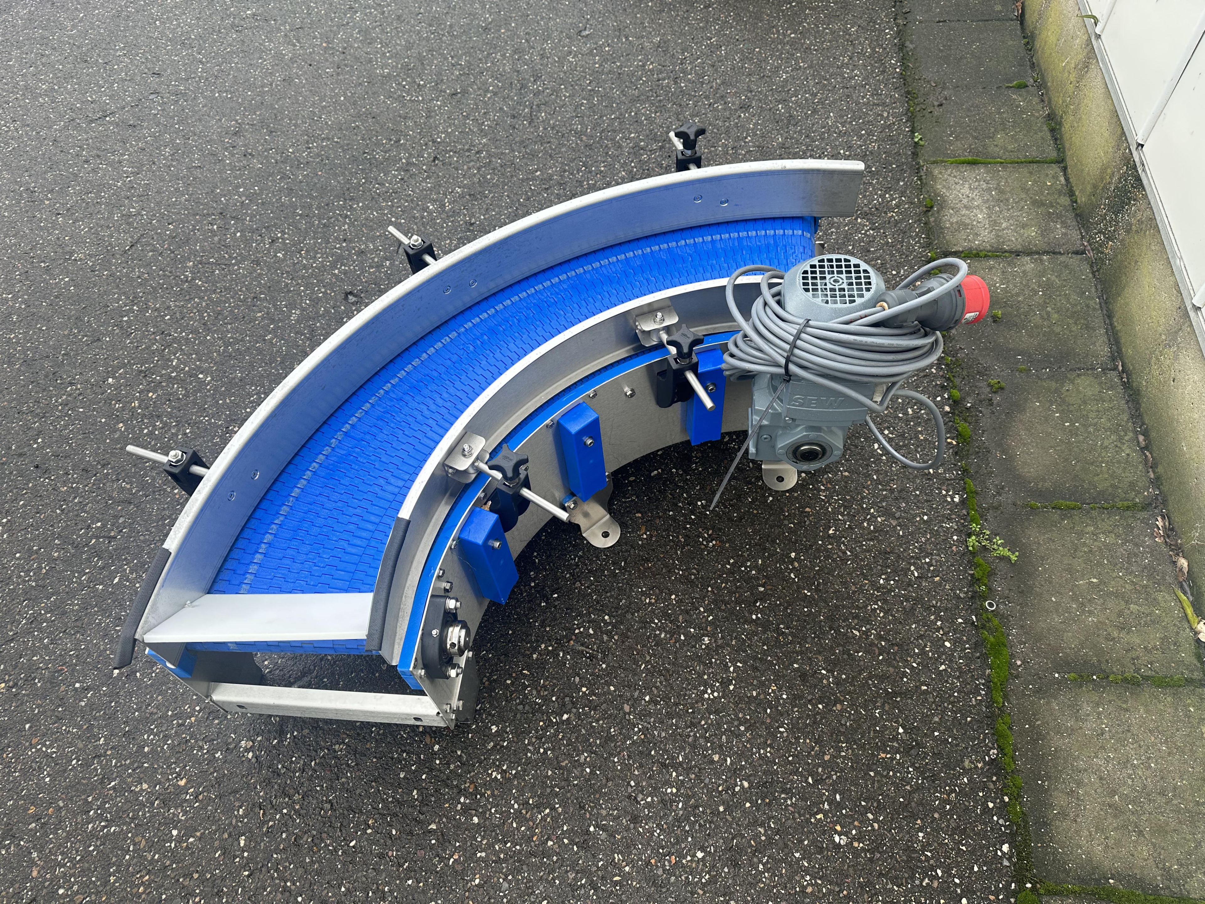 ��������� �������� Jonge Poerink 90�