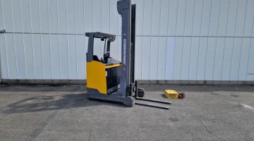 Jungheinrich ETV214 - 770 cm ричтрак 1400 кг