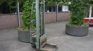 Van Rooyen boxlift cu încărcător