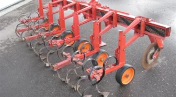Cultivator Kongskilde 5 rânduri