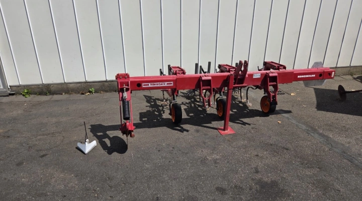 Kongskilde Vibrocorn cultivator