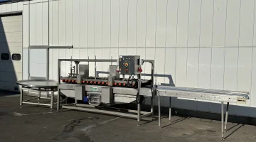 König RWM 3000 máquina de lavagem de produtos hortícolas aço inoxidável com escovas, esteira transportadora e plataforma giratória