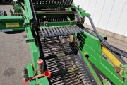Krakei 1 row potatoe harvester