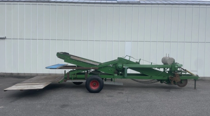Krakei S 1 row harvester for potatoes
